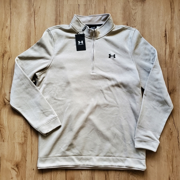 UA Pullover SKU684 - Picture 1 of 4